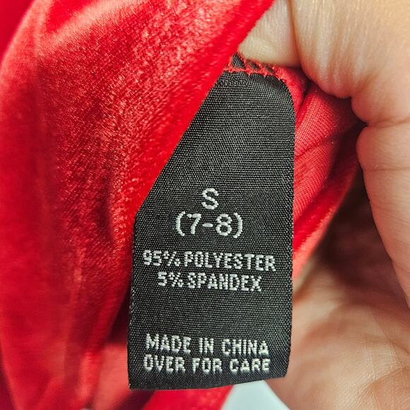 Amy Byer Girls Long Sleeve Red Velvet Dress with Twist front - Picture 3 of 4